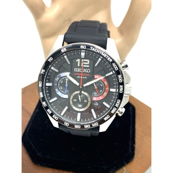 Seiko Men's Watch SSB347 Quartz Chronograph Black Dial Rubber Strap 44mm - Picture 1 of 15